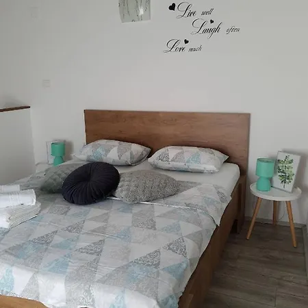 By The Sea - 18501 Apartment *