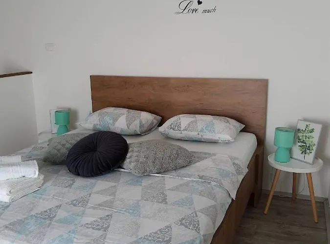 By The Sea - 18501 Apartmán *